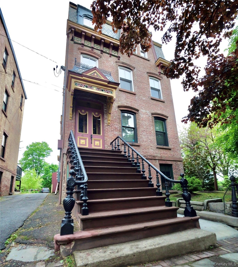 4 Grand Street - Photo 3