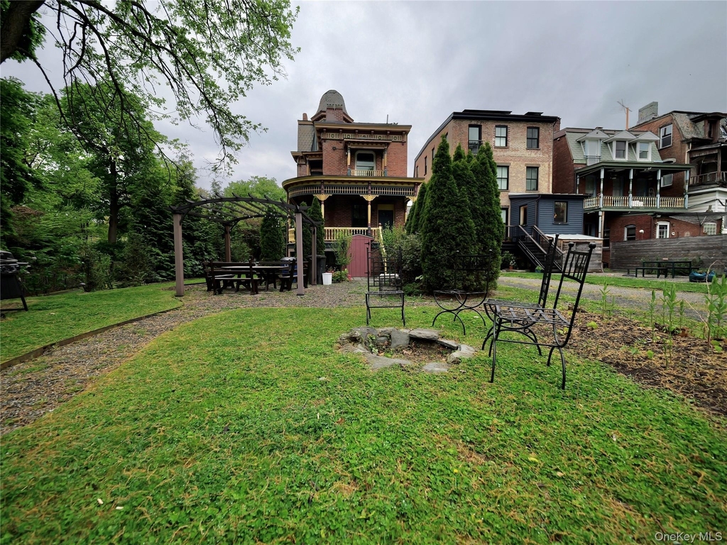 4 Grand Street - Photo 28