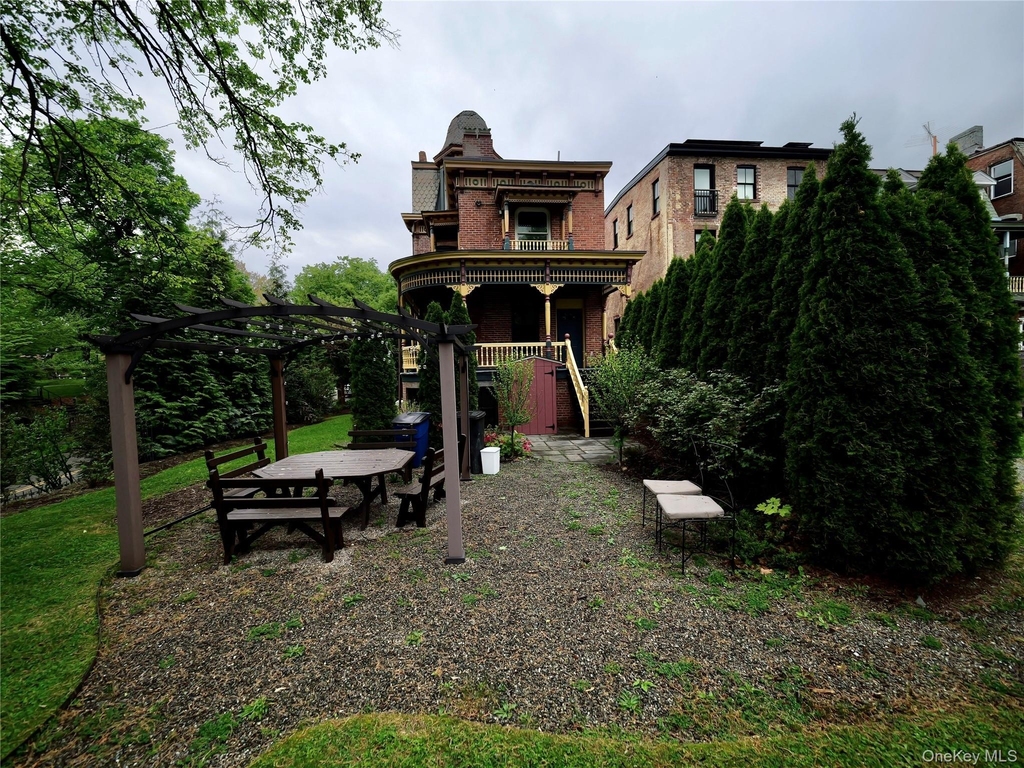 4 Grand Street - Photo 17