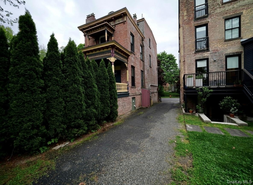 4 Grand Street - Photo 28