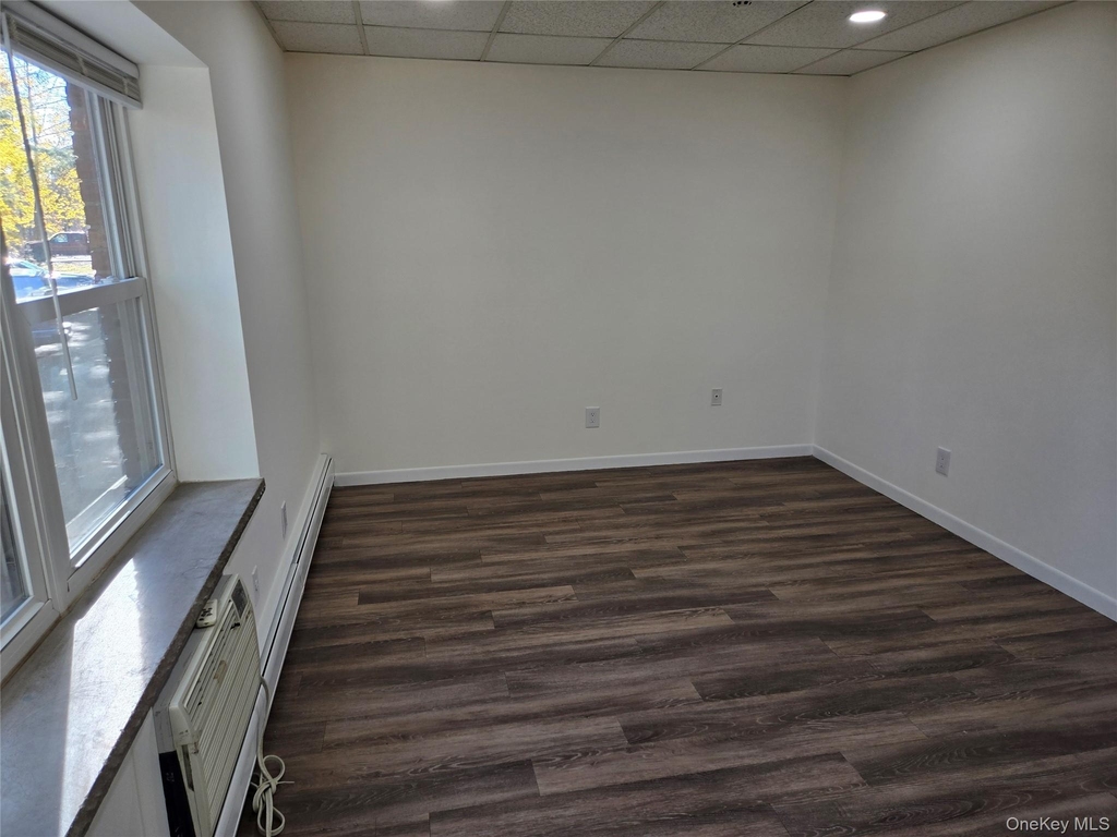 119 W Crooked Hill Road - Photo 11