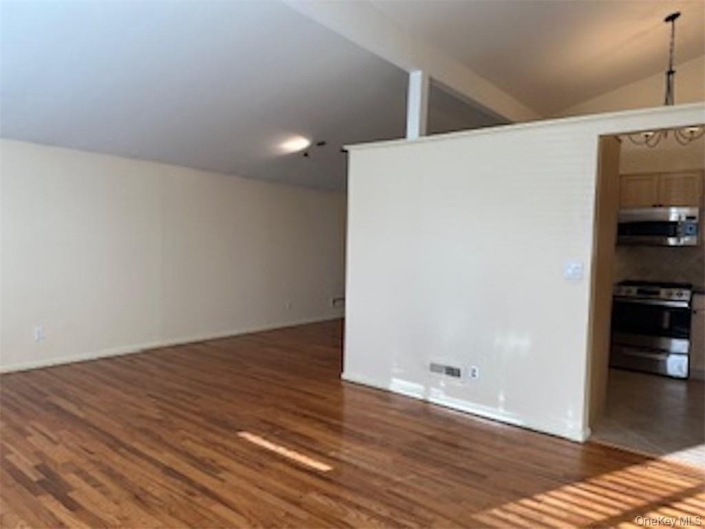 423 Springvale Road - Photo 8