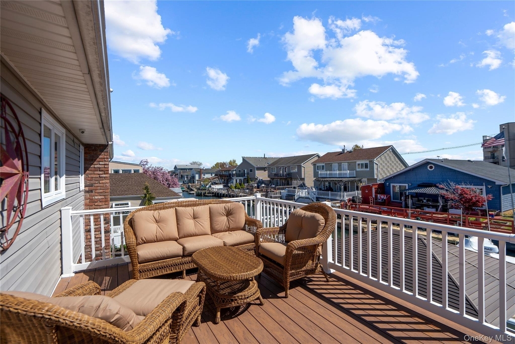 539 Nassau Avenue - Photo 37