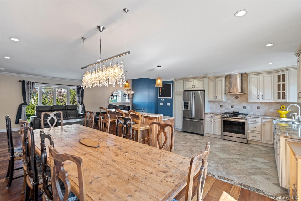 539 Nassau Avenue - Photo 12