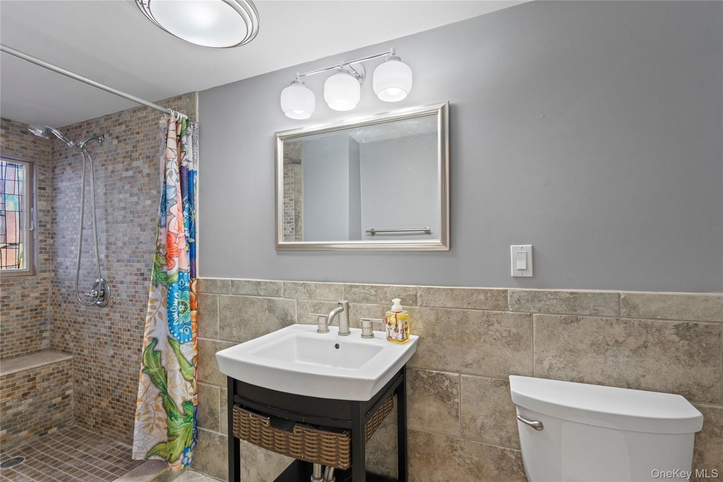 539 Nassau Avenue - Photo 18