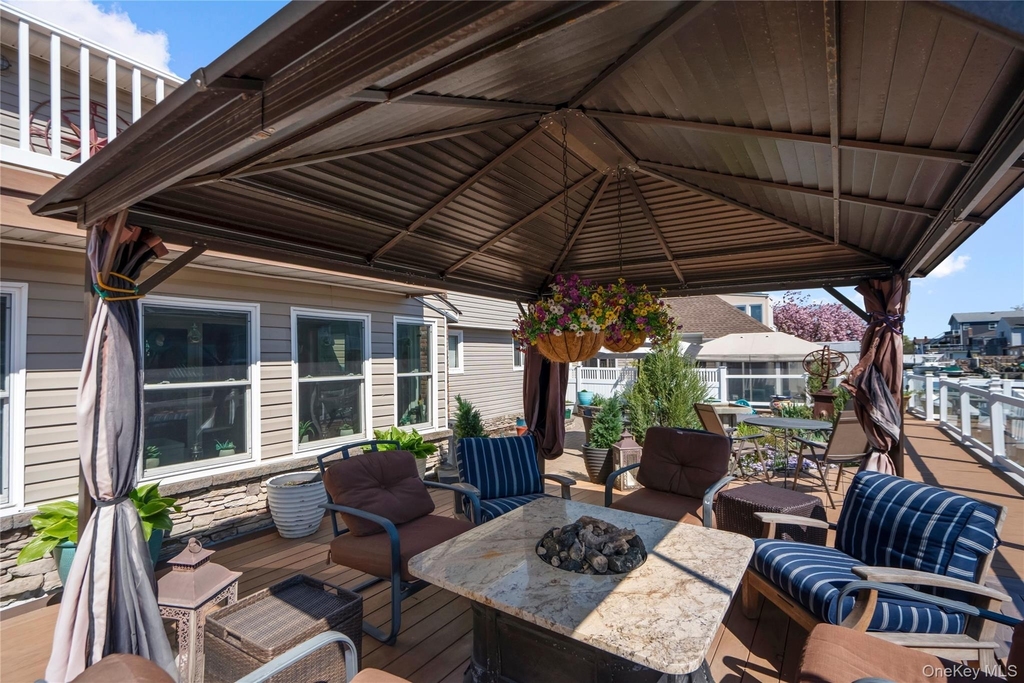 539 Nassau Avenue - Photo 34