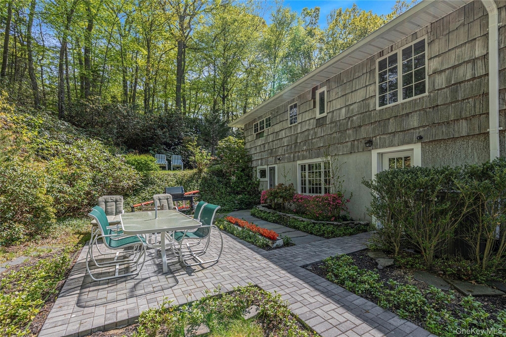 11 North Road - Photo 27