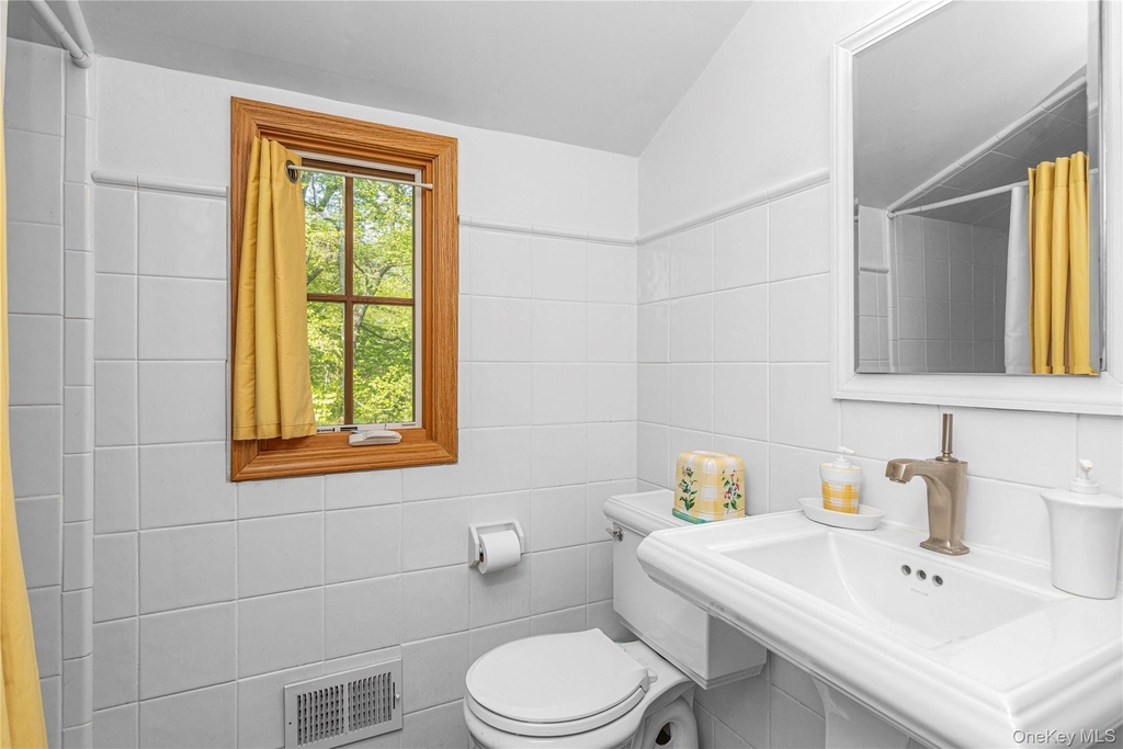 11 North Road - Photo 12