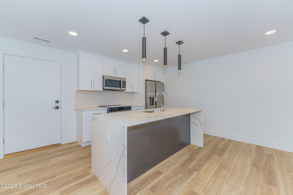 9 Laura Drive - Photo 6