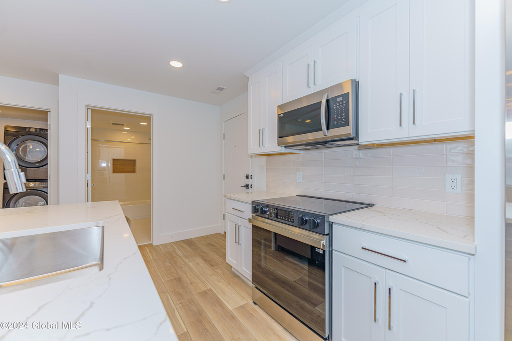 9 Laura Drive - Photo 8