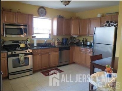 1056 Morning Glory Drive - Photo 2