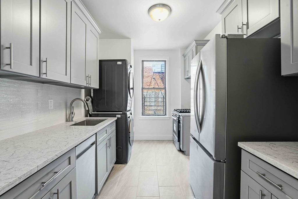 4260 Broadway - Photo 2