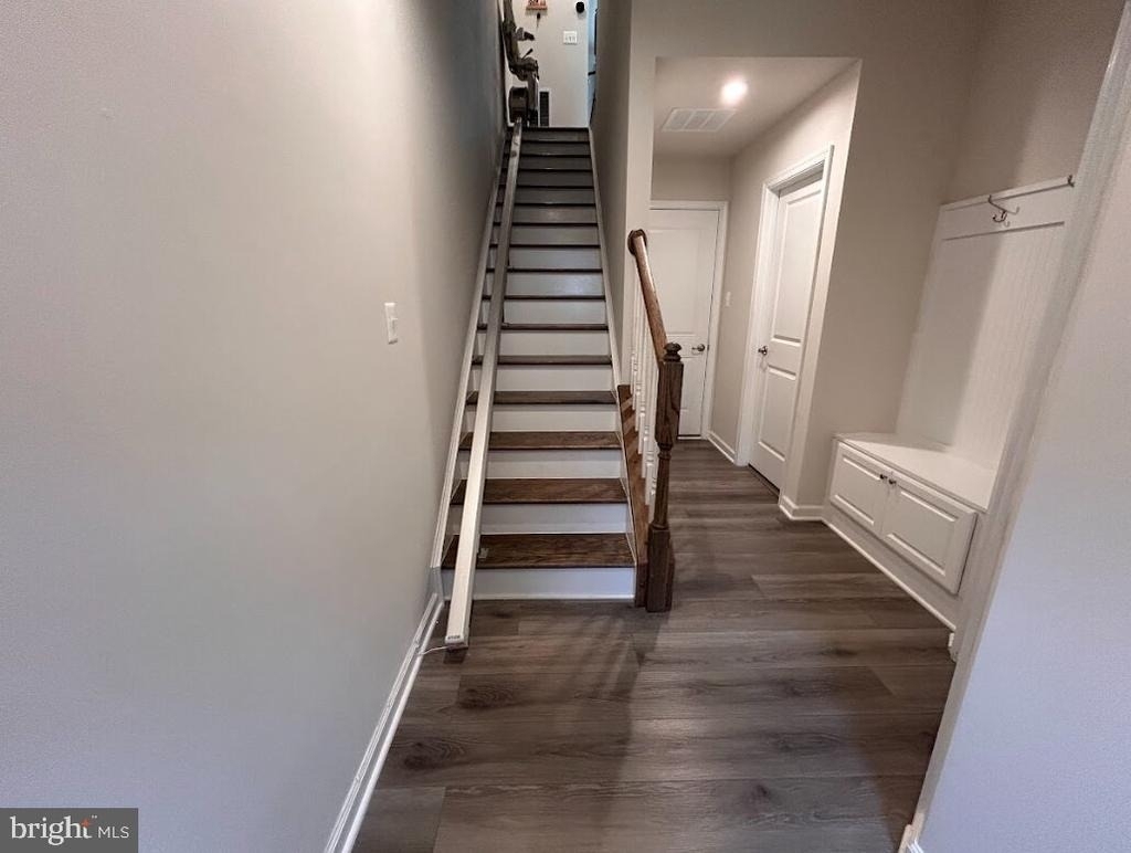 4607 Abbotswell Place - Photo 1