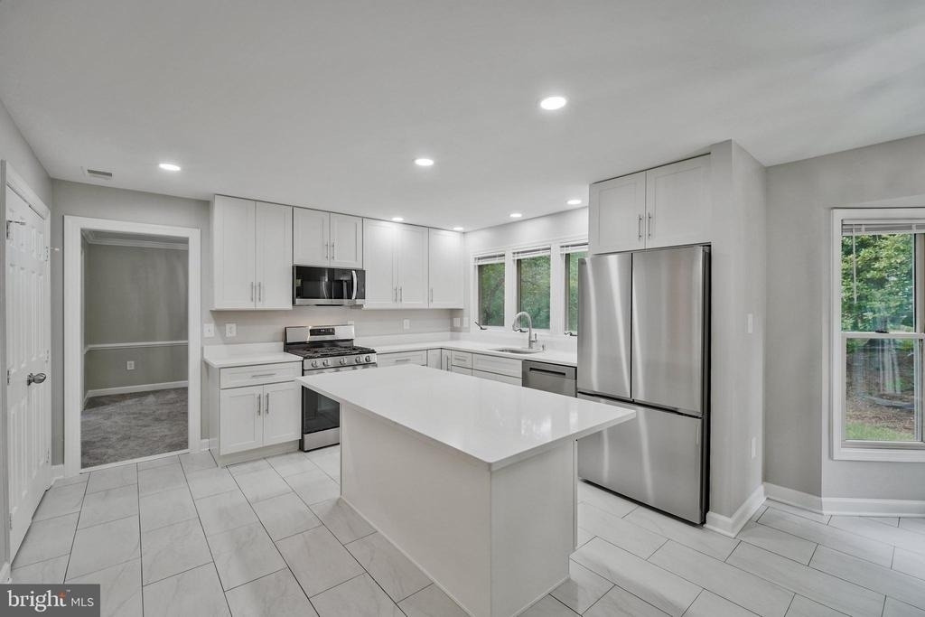 4287 Exeter Drive - Photo 16