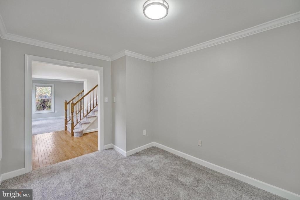 4287 Exeter Drive - Photo 5