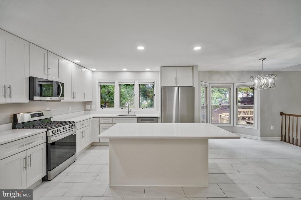 4287 Exeter Drive - Photo 14