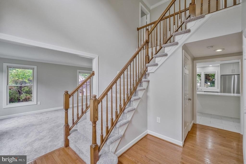 4287 Exeter Drive - Photo 4