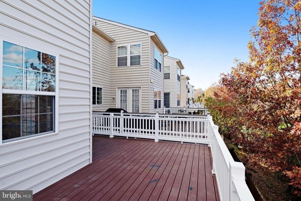 24803 Mason Dale Terrace - Photo 18