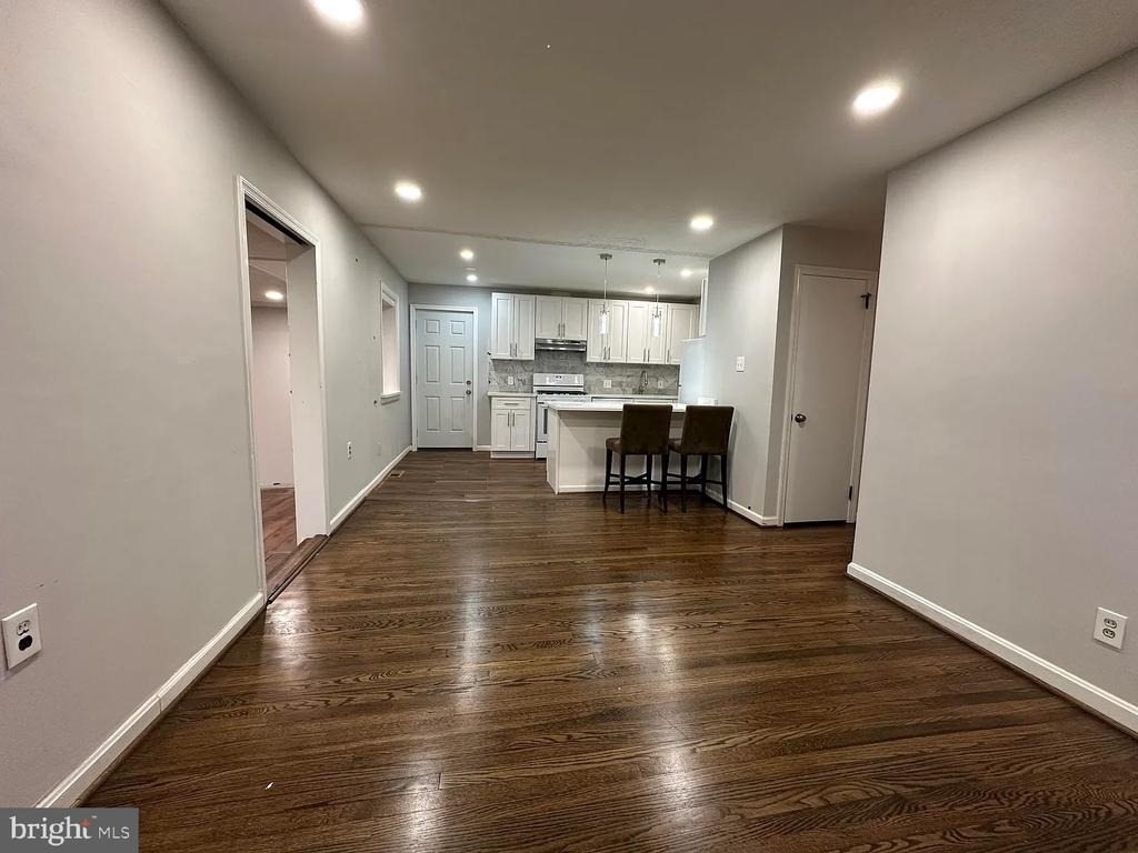 601 Madison Street - Photo 3