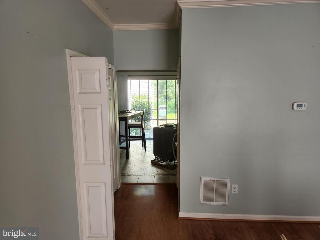 7148 Westfield Court - Photo 1