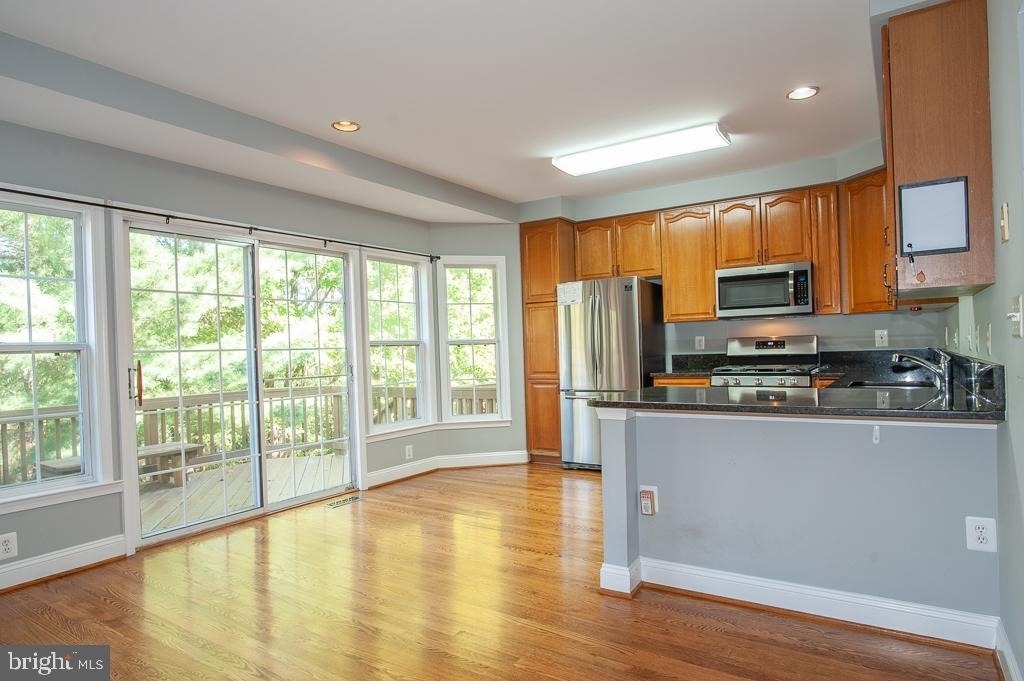 6276 Taliaferro Way - Photo 7