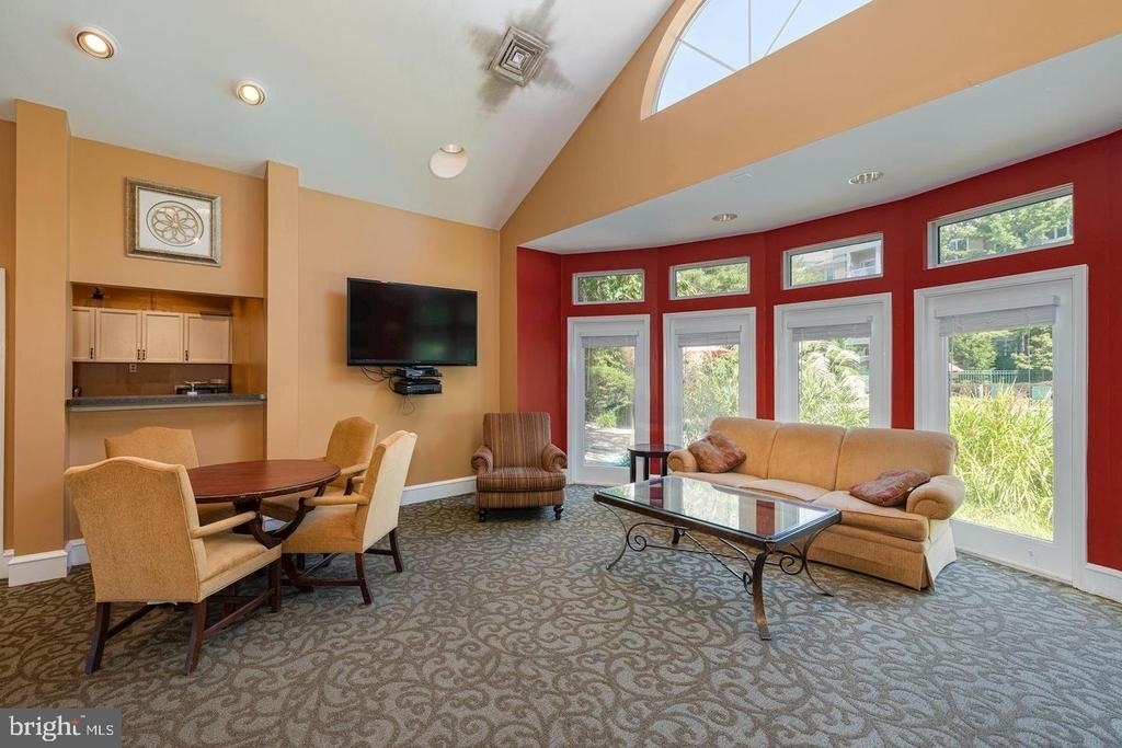 2204 Westcourt Lane - Photo 7