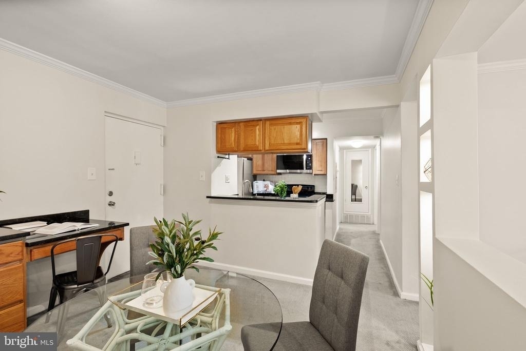 8511 Barrington Court - Photo 6