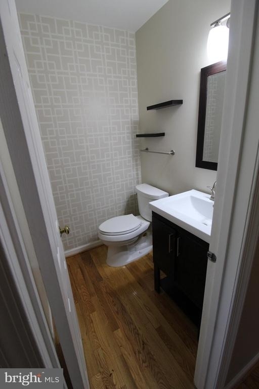 6055 Meyers Landing Court - Photo 9