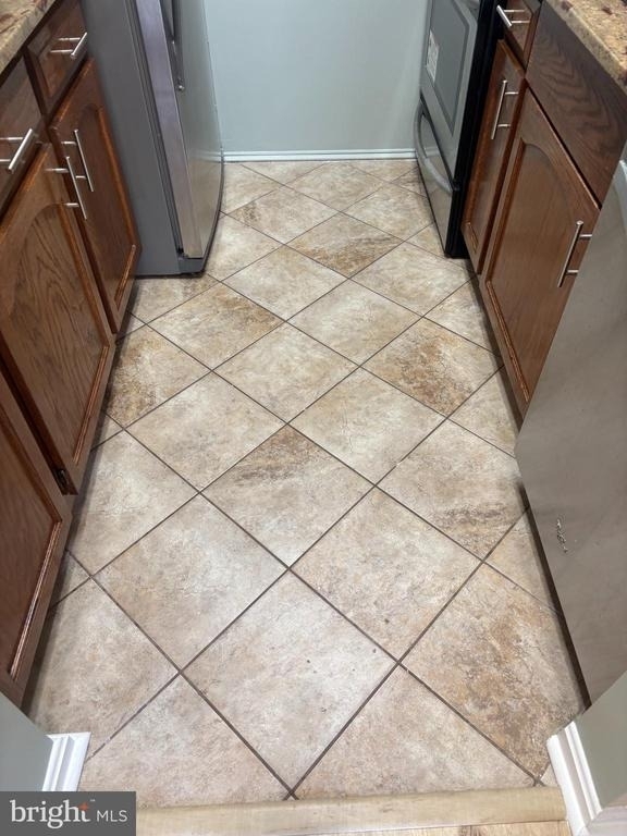 5807 Cove Landing Road - Photo 4