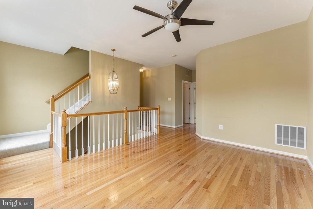 6002 Saint Hubert Lane - Photo 13