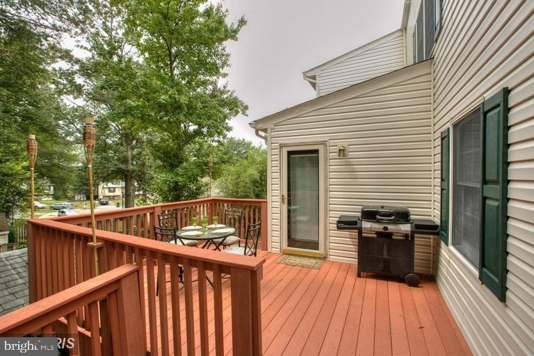 5820 Silchester Street - Photo 21
