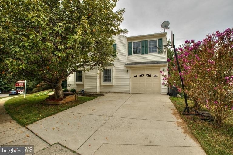 5820 Silchester Street - Photo 3