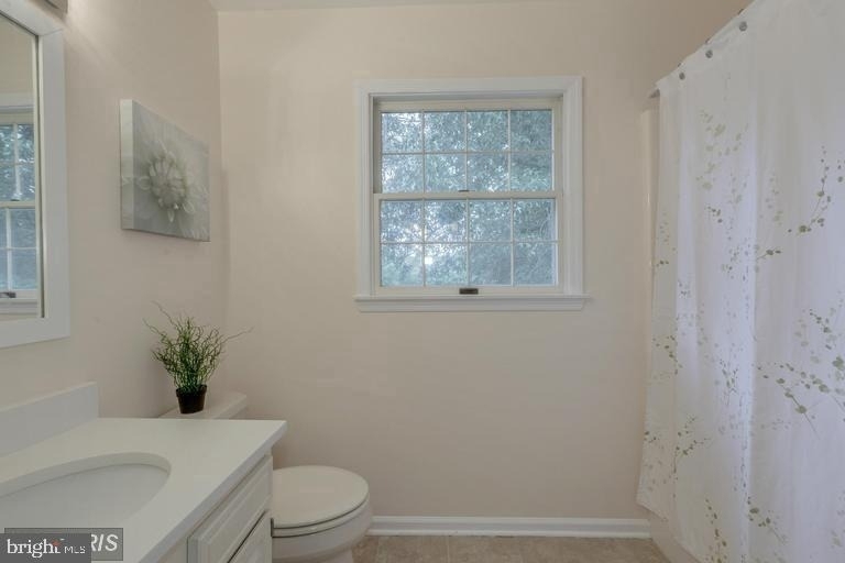 5820 Silchester Street - Photo 29