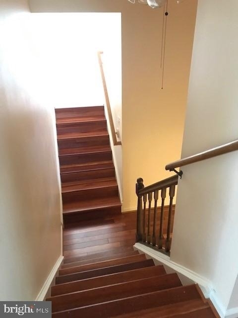 5820 Silchester Street - Photo 33