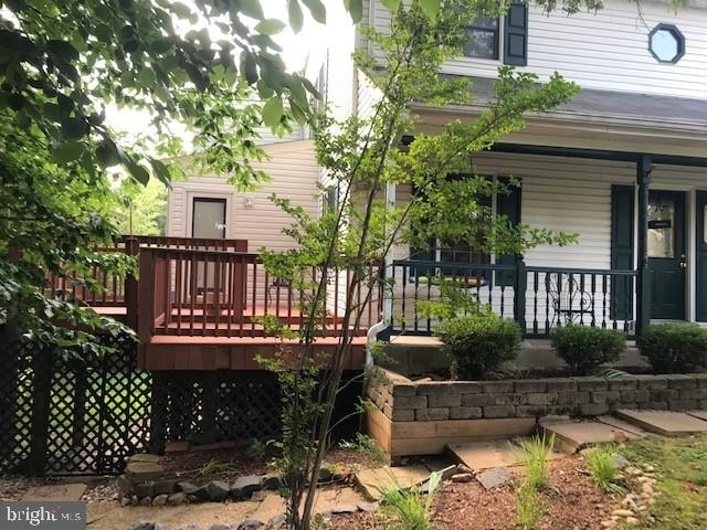 5820 Silchester Street - Photo 2