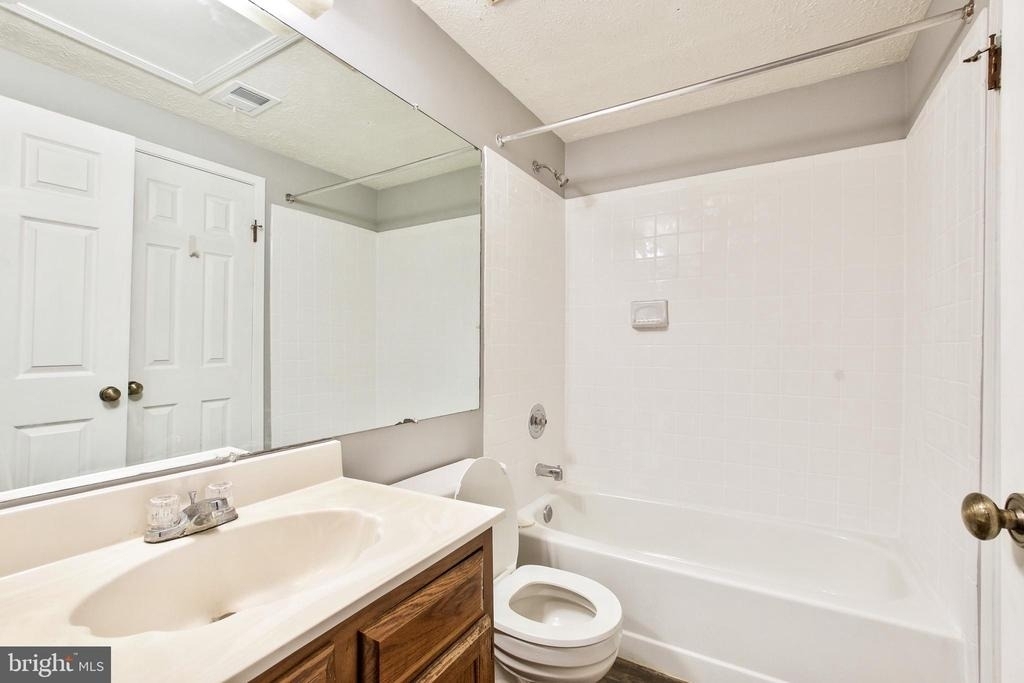 1915 Belmont Ridge Court - Photo 26