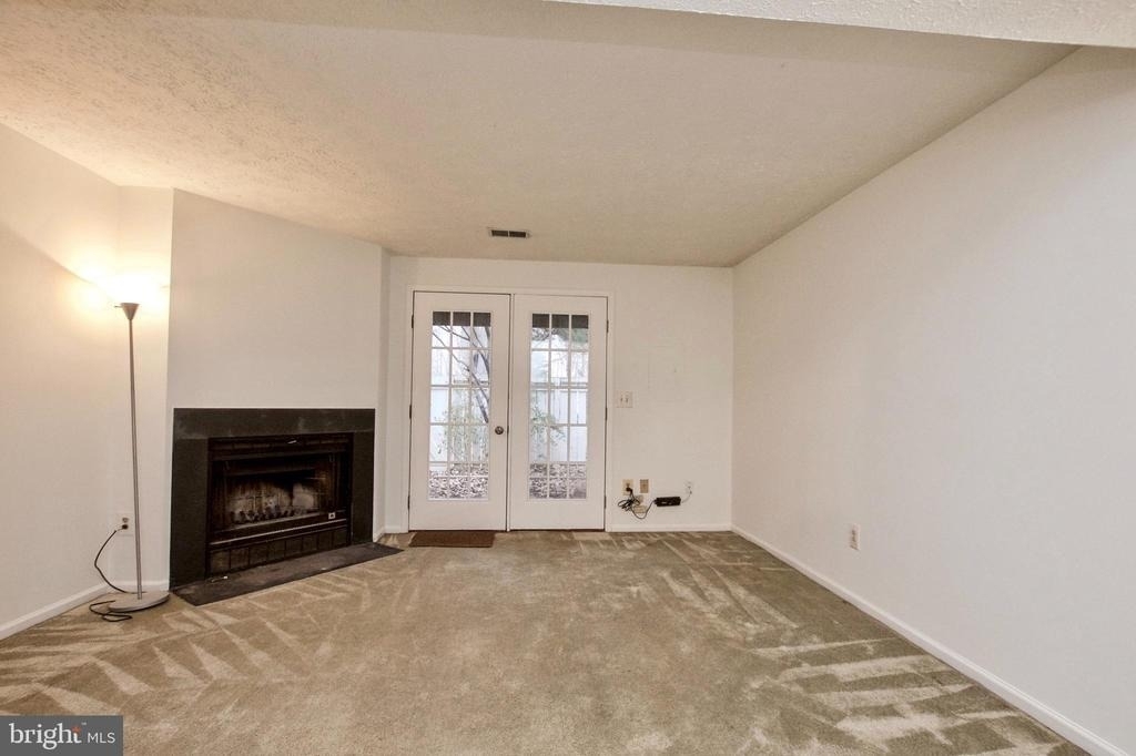 1915 Belmont Ridge Court - Photo 22
