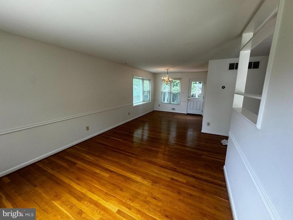 2508 Saint John Place - Photo 6