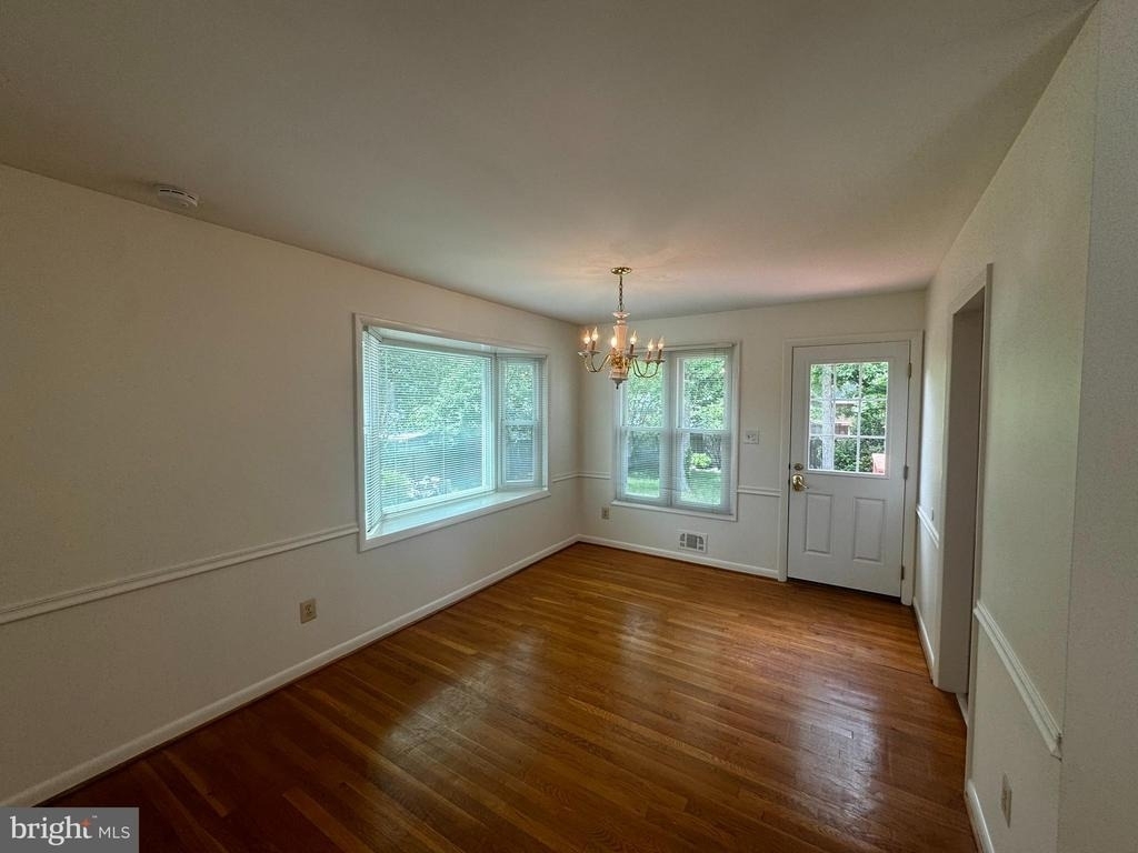 2508 Saint John Place - Photo 8