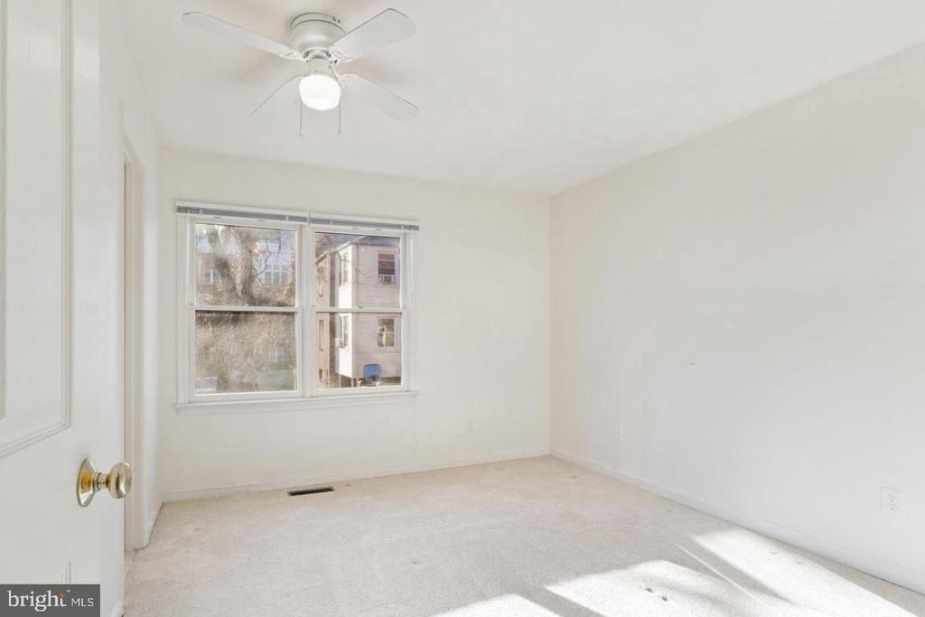 1454 N Quinn Street - Photo 9