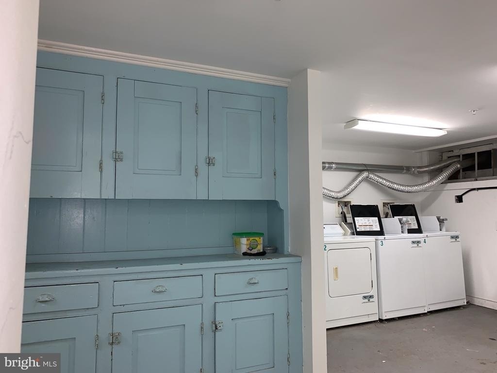 1300 Spruce Street - Photo 6