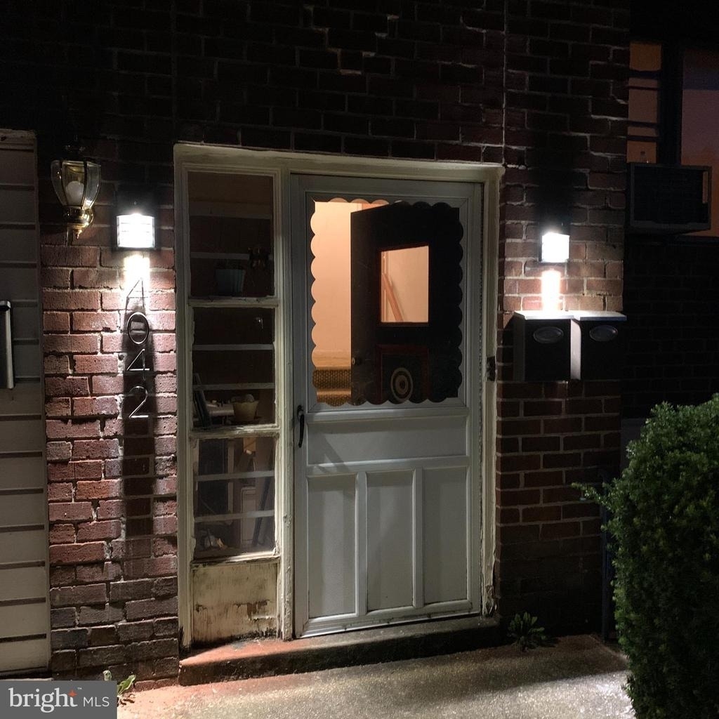4042 Balwynne Park Road - Photo 1