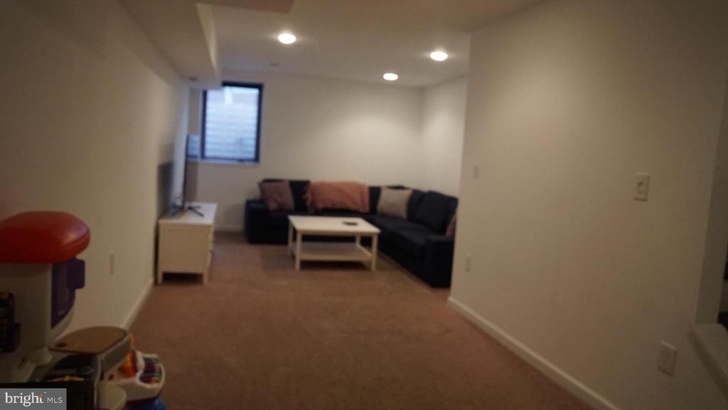 2144 Fernon Street - Photo 4
