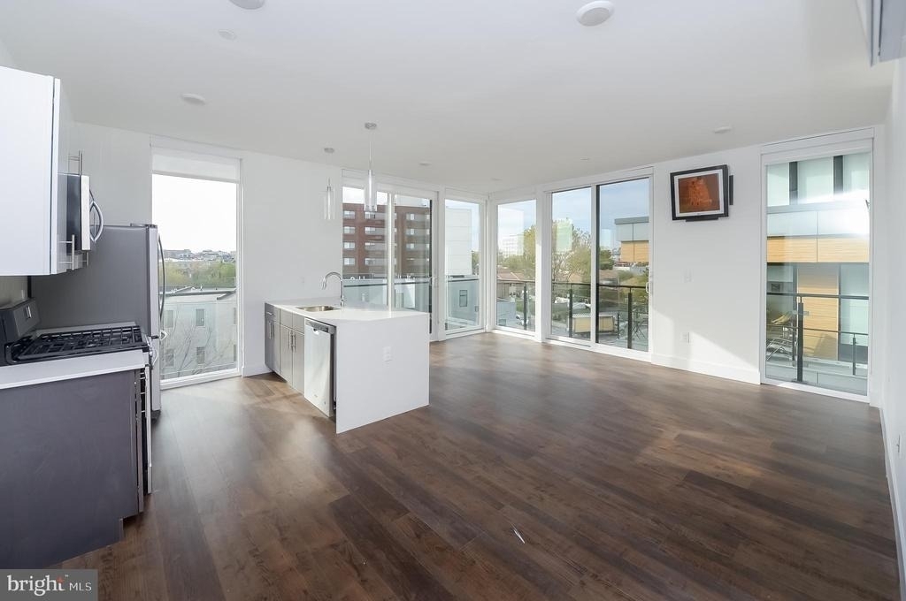 1203 Germantown Avenue - Photo 30