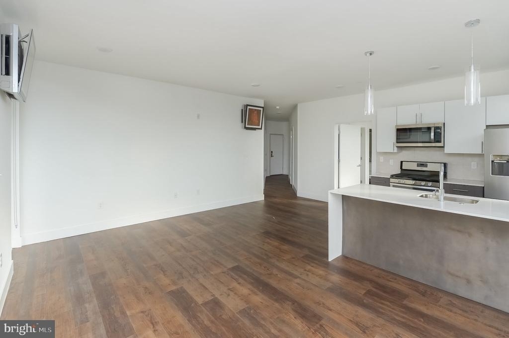 1203 Germantown Avenue - Photo 59