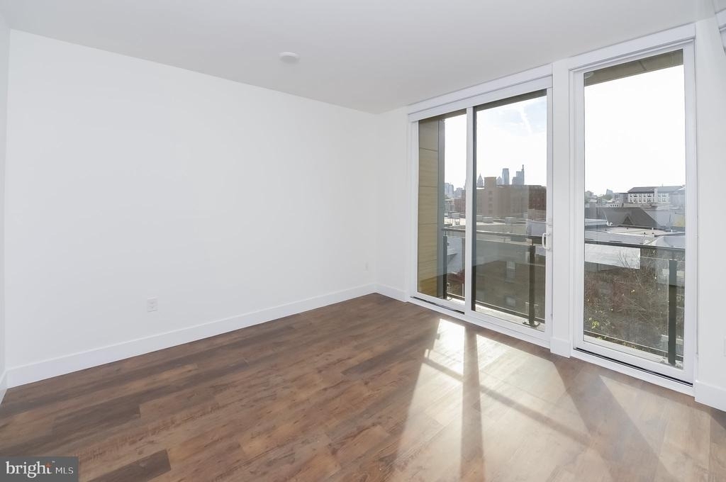 1203 Germantown Avenue - Photo 57