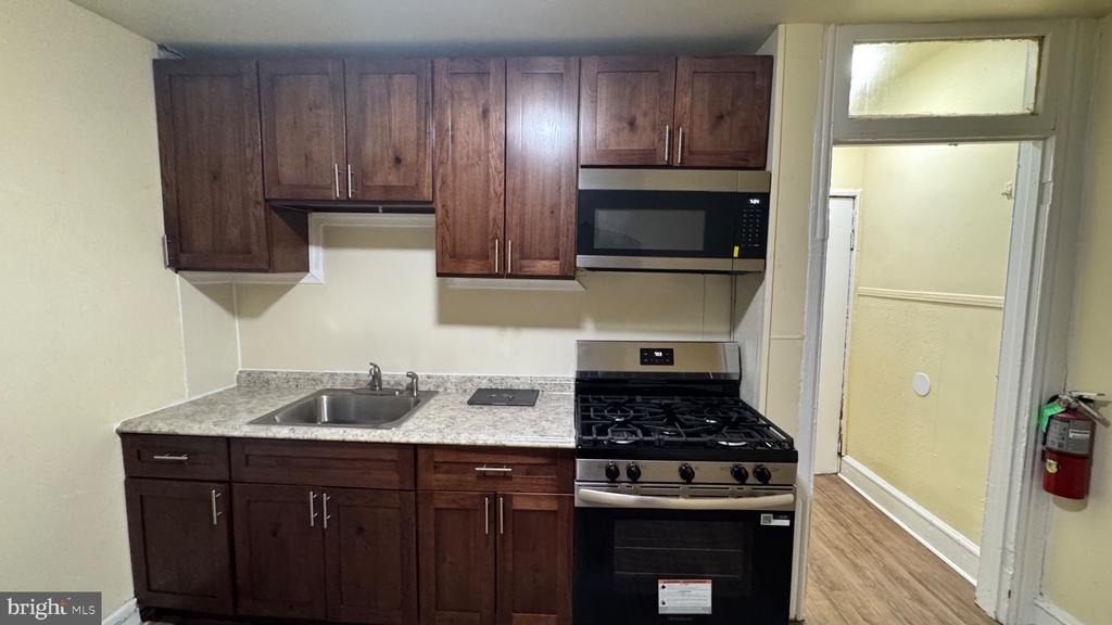 1121 N 41st Street - Photo 6