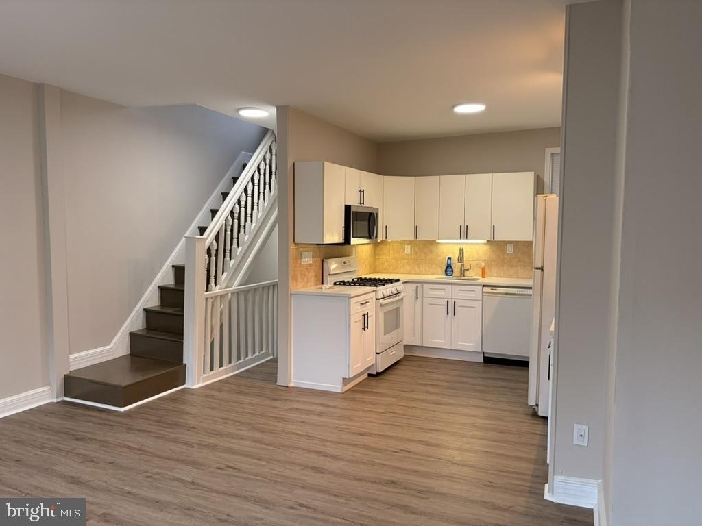 2917 Girard Ave - Photo 1