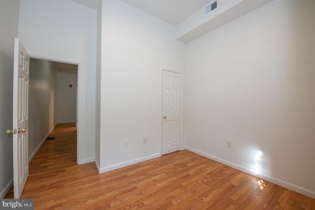 1526 Mount Vernon Street - Photo 10