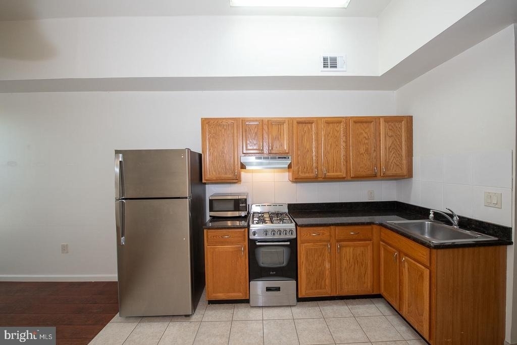 1526 Mount Vernon Street - Photo 4